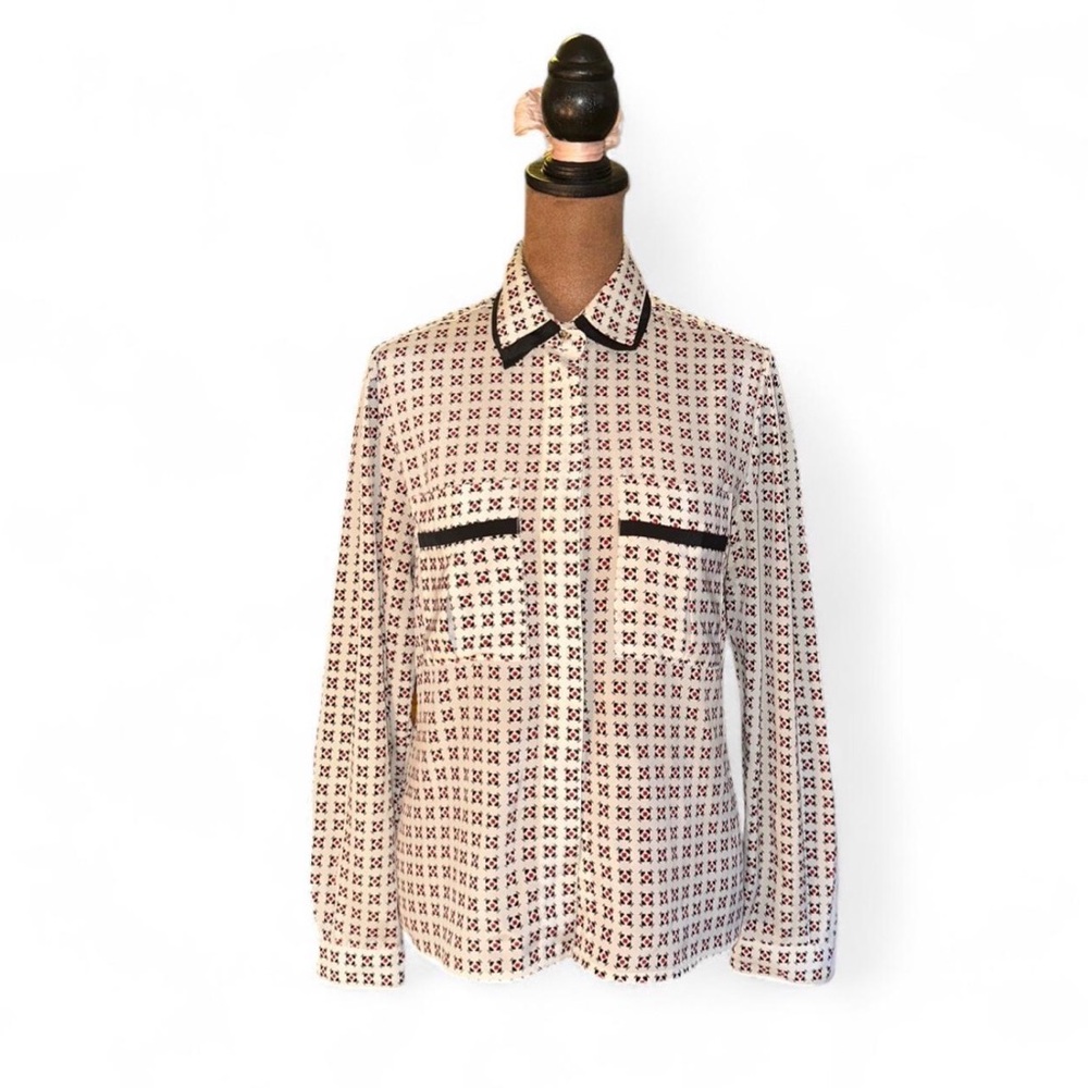 Patterned Women's Blouse Size 6 Button Up